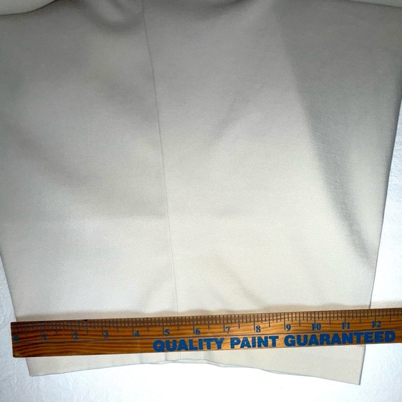 Nike Golf Dri-FIT shorts in Cream size 33 - Picture 8 of 10